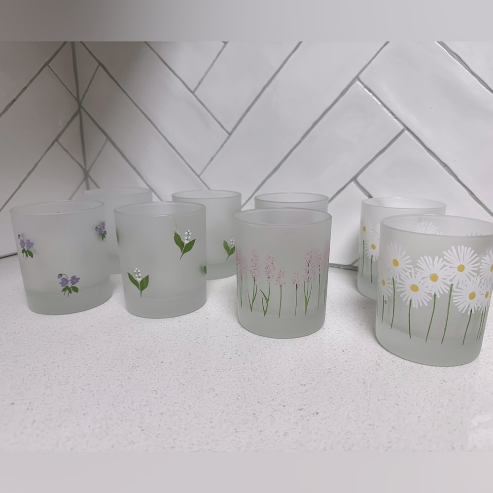 Dartington Designs Frosted Floral Lowball Glasses- Set of 8